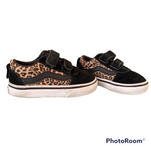 Good condition toddler cheetah Vans - Size 5 baby/toddler